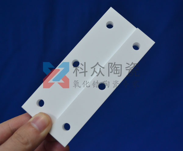 耐磨陶瓷板有哪些優(yōu)良的性能特點?(多圖)