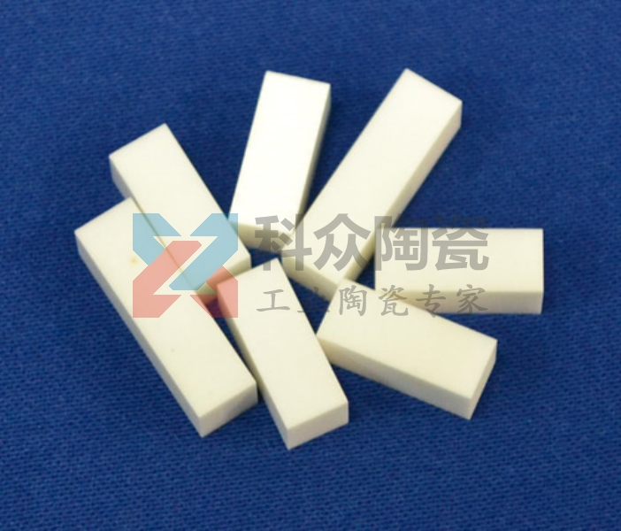 氧化鋯陶瓷的晶體結(jié)構(gòu)是什么樣的?